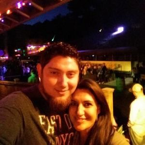 Meet your Posher, Elias